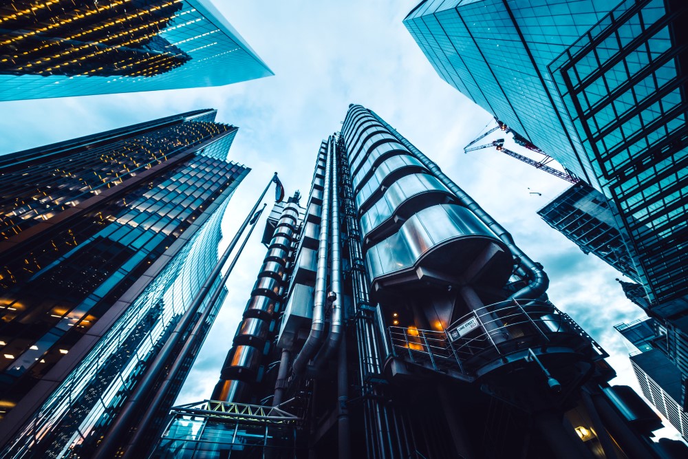 Photo of the outside of Lloyd's of London Building as Readhunt celebrate achieving Lloyd's Broker registration